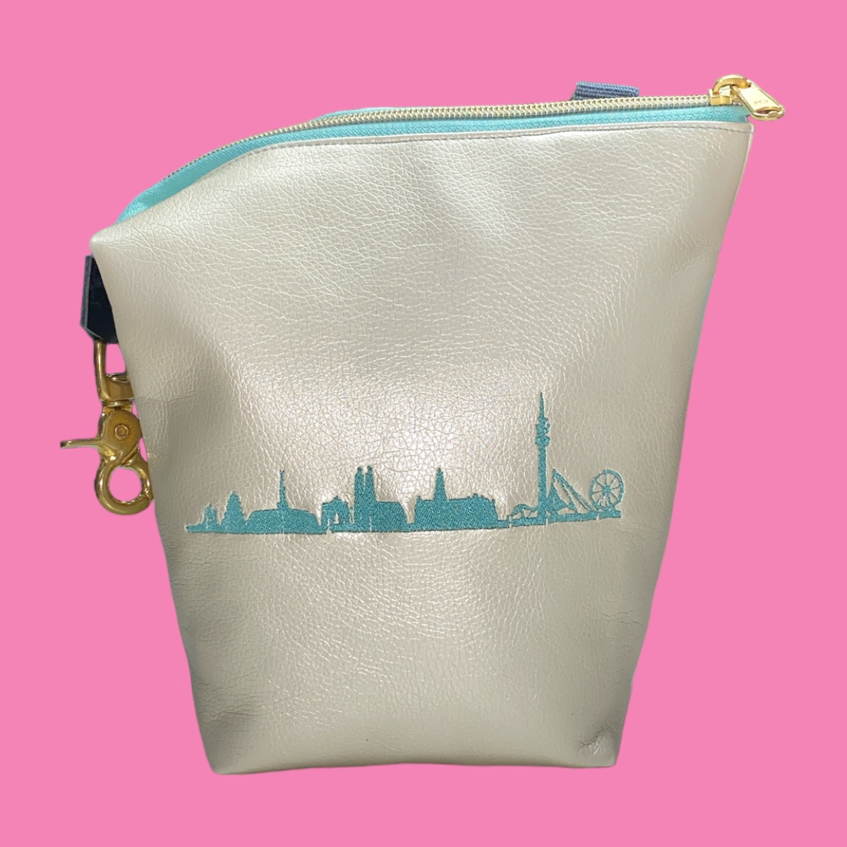GassiTaschi® PLUS #023 Perlmutt metallic München Skyline
