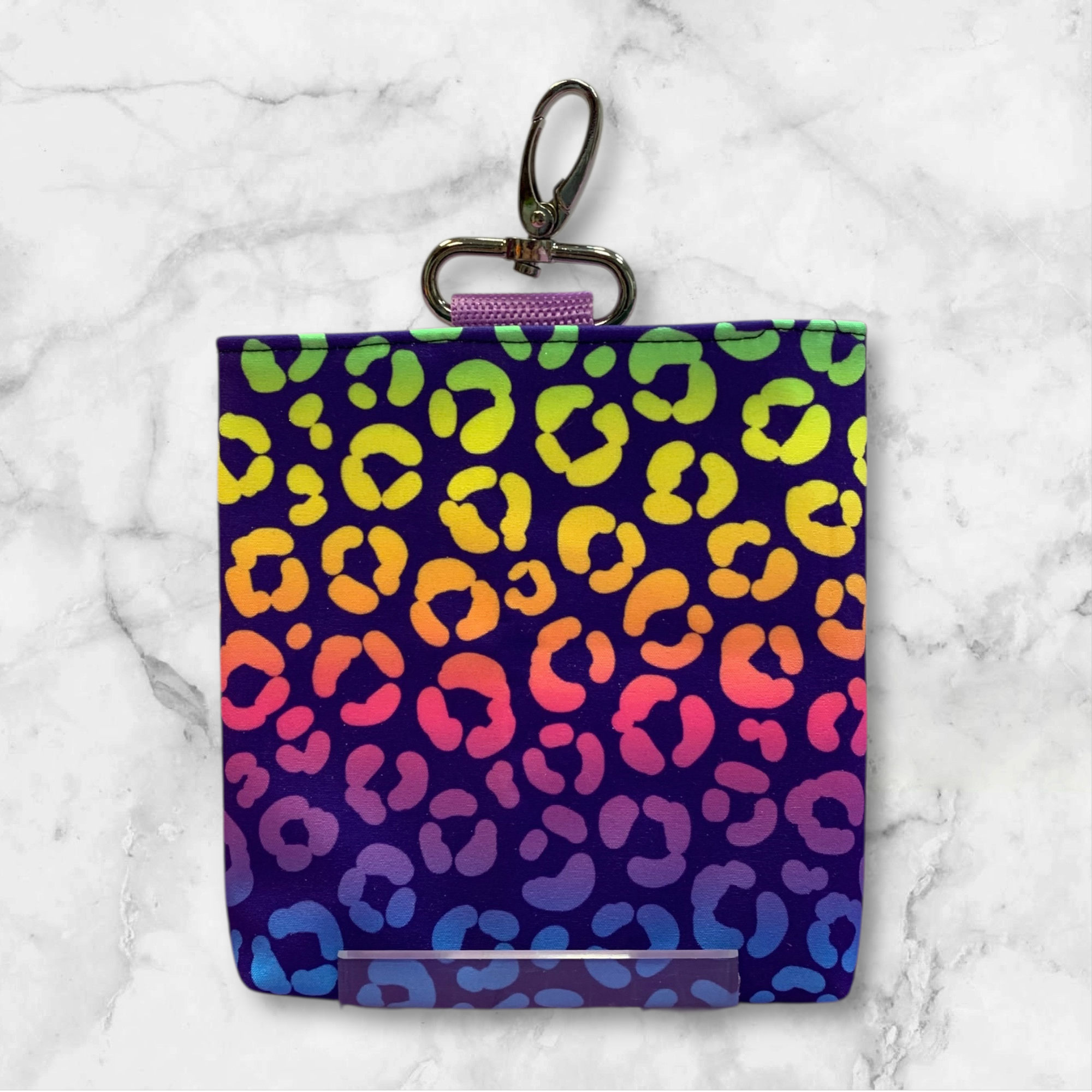 MiniFutterbeutel mit Karabiner Softshell Leo Regenbogen