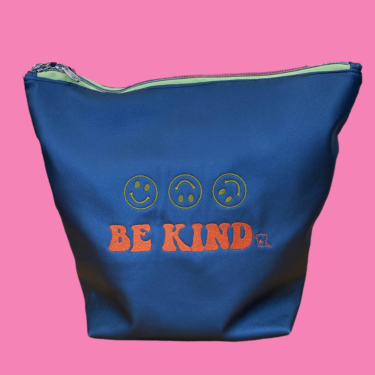 GassiTaschi® Barry #019 Jeansblau Metallic Be Kind